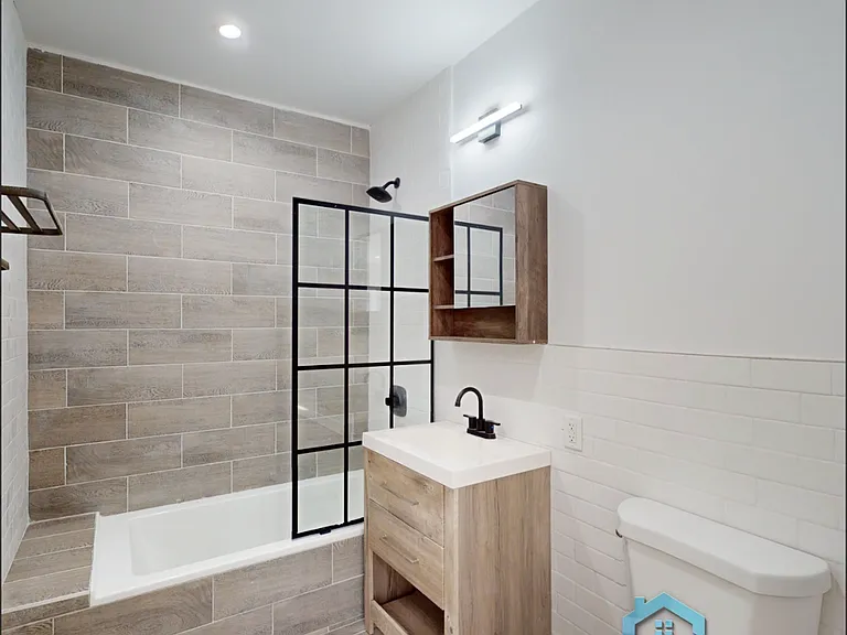1215 Putman Ave #1FE — Photo 5