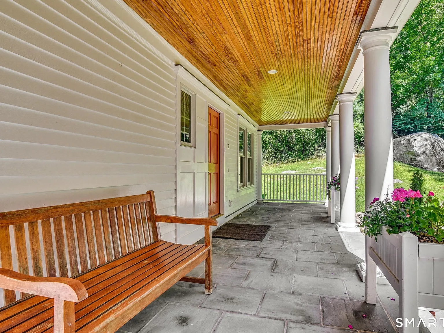 5 bed, 4.5 bath, 4029 sqft, $12,000 — Photo 3