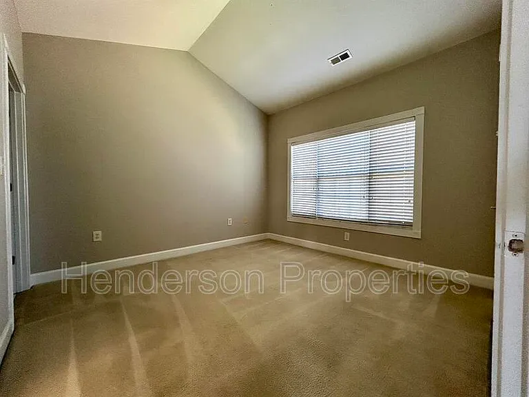 9179 Meadow Vista Rd — Photo 11