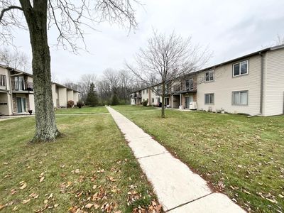 W170N11557 Armada DRIVE UNIT 12, Germantown, WI, 53022