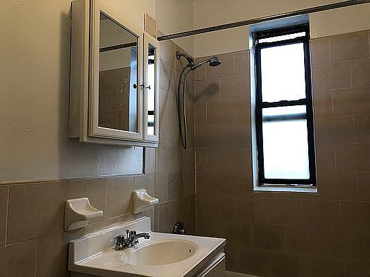 2nd image of 620 Saint Nicholas Ave #6J