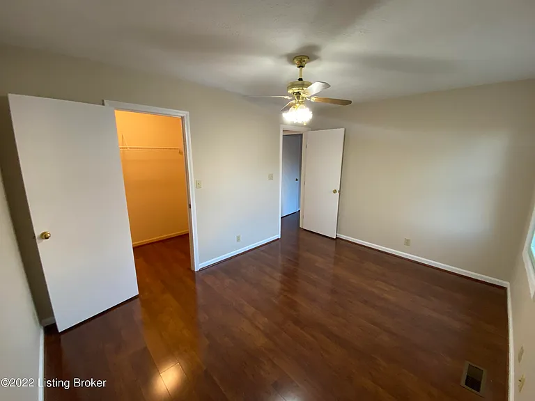 8600 Tannen Dr — Photo 16