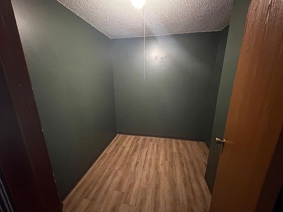 5th image of 1215 N Maple St APT 1