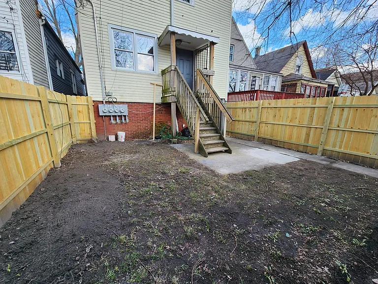 8010 S Manistee Ave #C — Photo 9