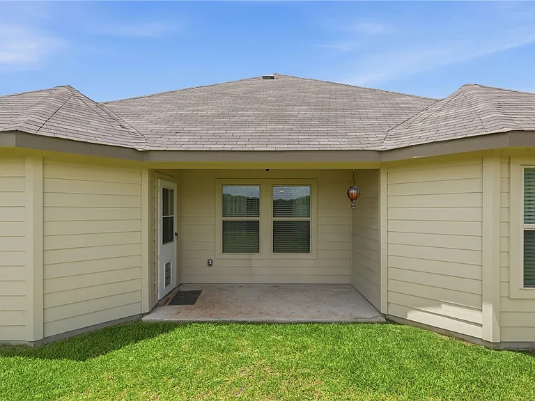 1878 Taggart Trl — Photo 21