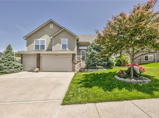12201 Ewing St, Grandview, MO 64030