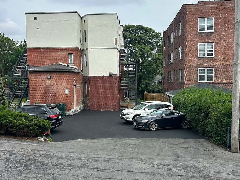 207 N Townsend St #5 — Photo 7
