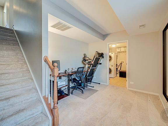 2nd image of 3460 Bradbury Cir