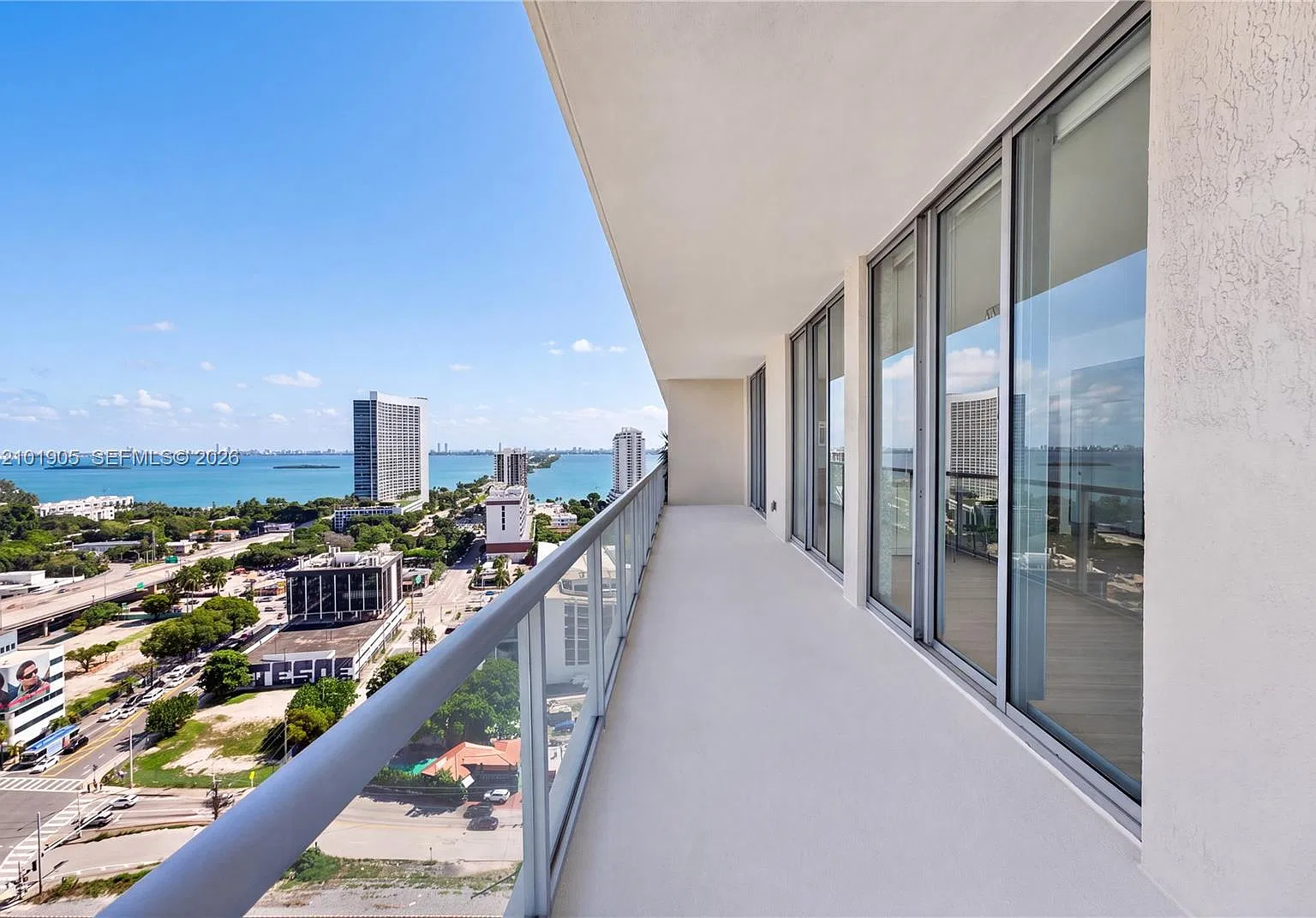 Two Midtown Miami Condo — Photo 2