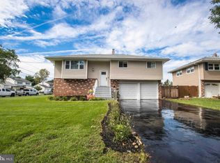 2032 Whatley Rd, Hamilton, NJ 08690