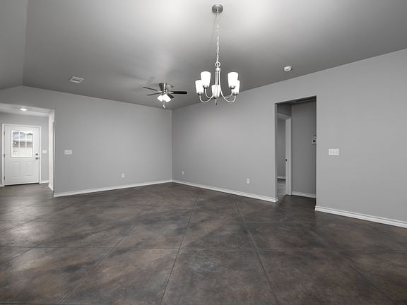 4th image of 6708 Pepperdine Dr
