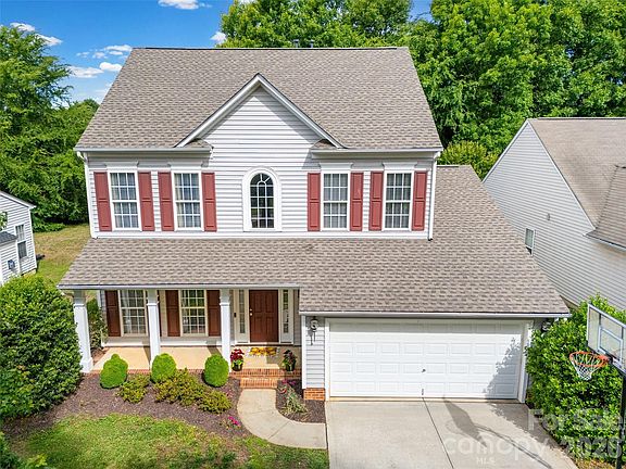 4th image of 4010 Fountainbrook Dr