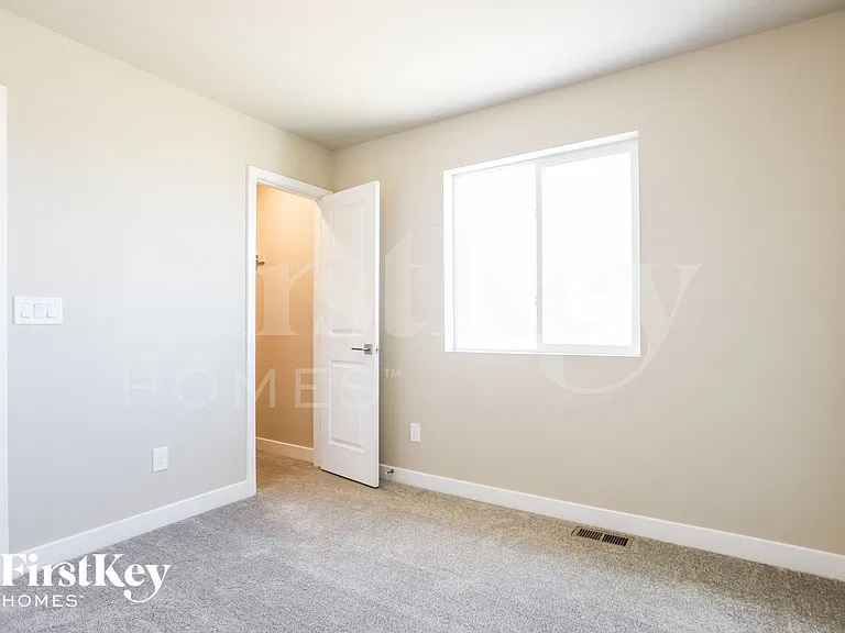 10559 Horton Dr — Photo 12