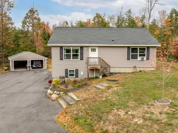 524 Bradford Road, Newport, NH 03773