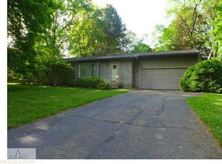 1651 Pontchartrain Dr, Okemos, MI 48864