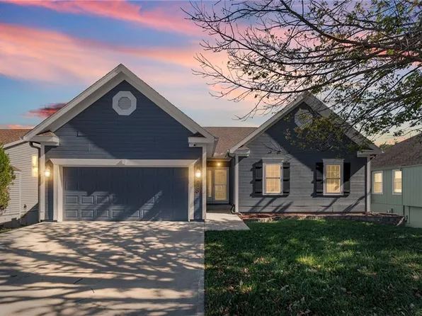8509 N Robinhood Ave, Kansas City, MO 64154