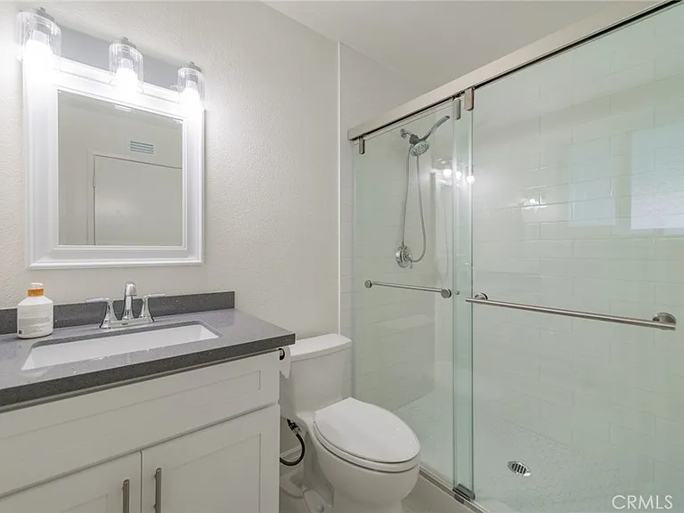 4881 Winvale Ave — Photo 14