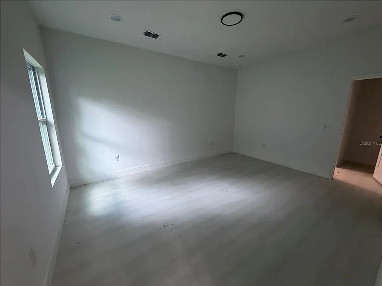 13542 SW 114th Pl — Photo 16