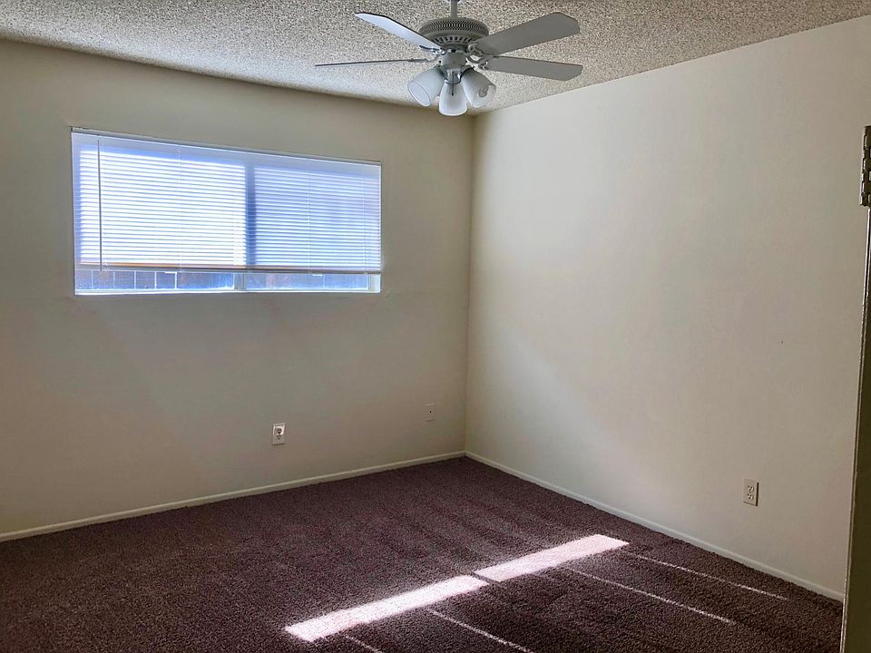 2nd image of 17622 Cameron Ln APT 8