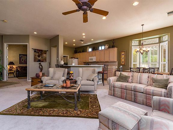 3rd image of 13099 N Sunrise Canyon Ln