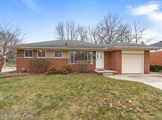 25172 Patricia Ave, Warren, MI 48091