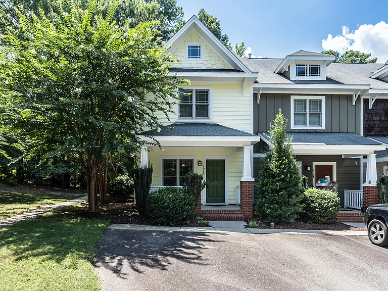 1010 Mica Lamp Ct — Photo 1