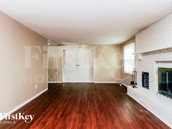 2nd image of 1733 Alimingo Dr