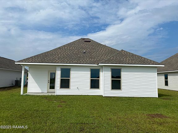 5th image of 3305 Autumn Park Dr