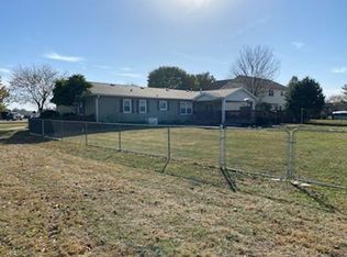13812 E Willis Dr, Robinson, IL 62454