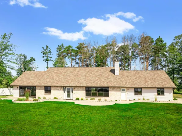 N2281 M 35 St, Menominee, MI 54143