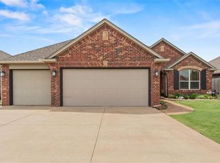 11716 SW 17th St, Yukon, OK 73099