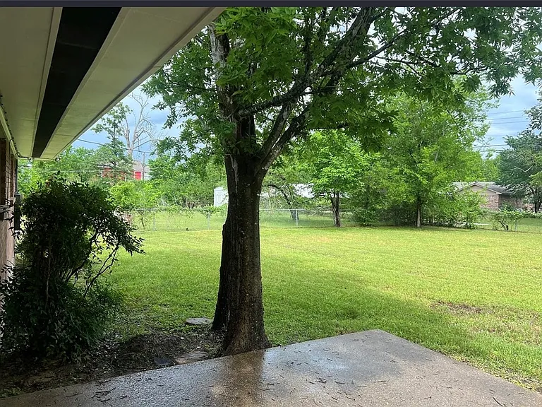 407 Fairway Dr — Photo 26
