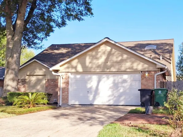 3211 Hazy Park Dr, Houston, TX 77082