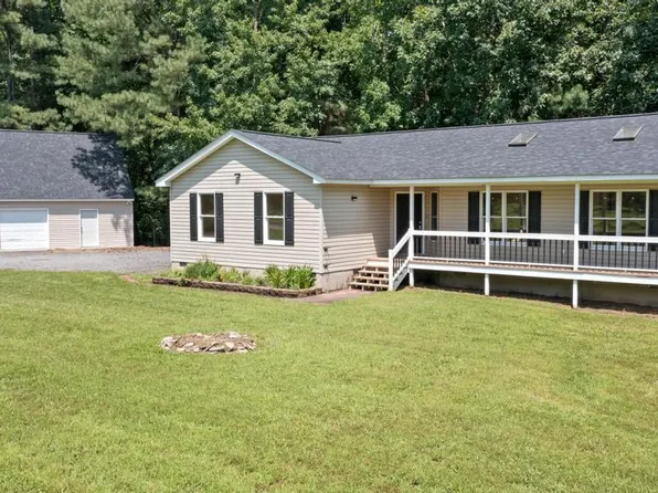2480 Lees Neck Farm Rd, Saluda, VA 23149
