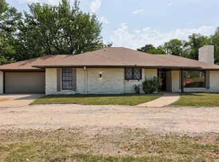 1002 S Pine St, Guthrie, OK 73044