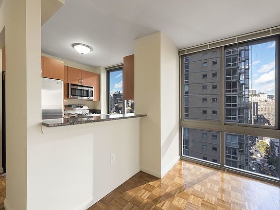 4th image of 100 W 26th St APT 20G
