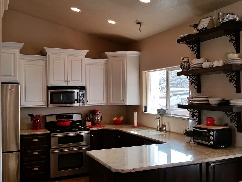 Kitchen Granite & Custom
