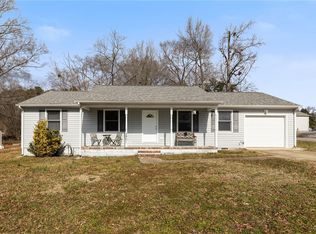 3901 Grovewood Rd, Hopewell, VA 23860