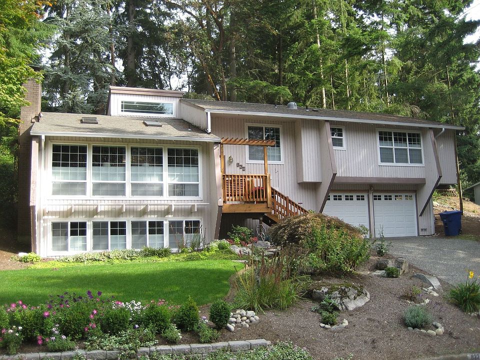 1st image of 832 176th Ave NE