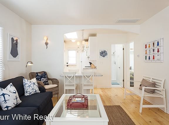 2nd image of 123 40th St #A