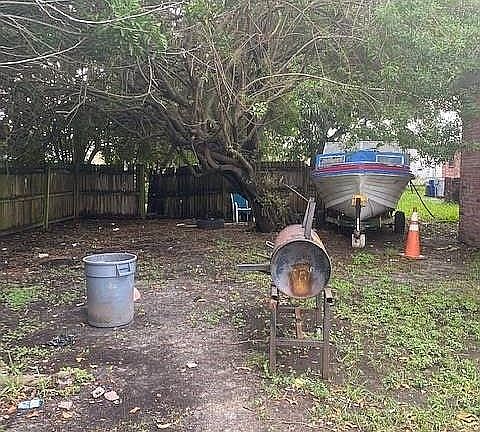 3rd image of 2730 NW 8th St