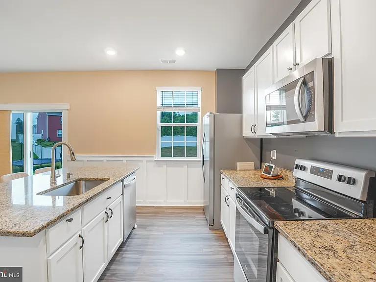 115 Bell Tower Ln — Photo 19