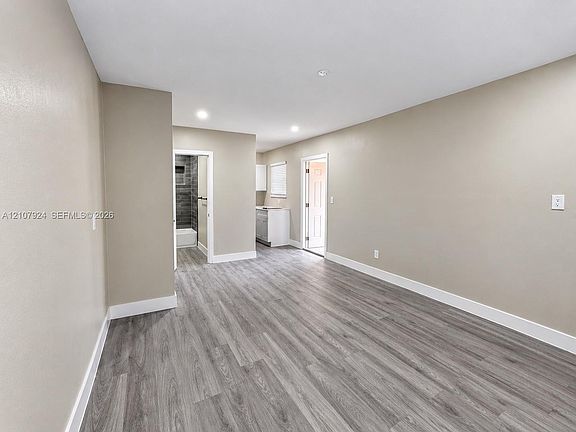 5th image of 2377 NW 35th St