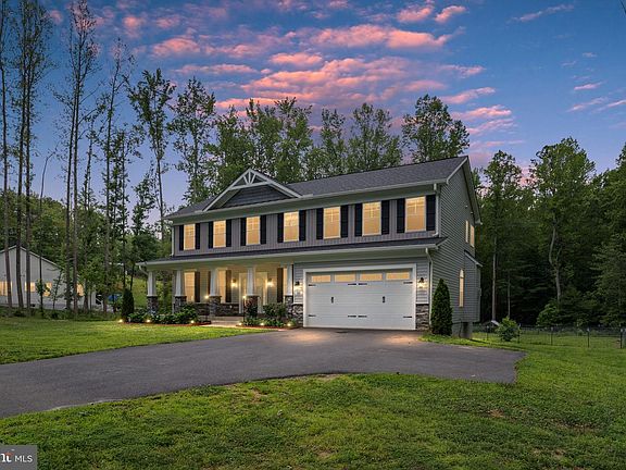 3rd image of 30 Southern View Dr