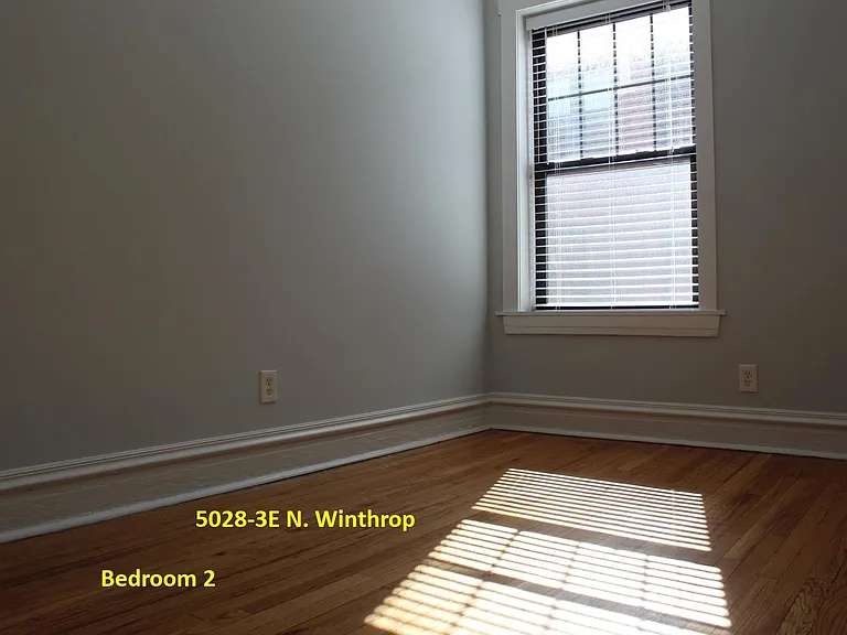 Bedroom 2 5028-3E N. Winthrop