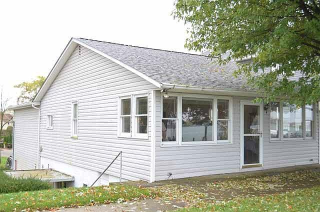 1st image of 3527 Sellers Dr NE