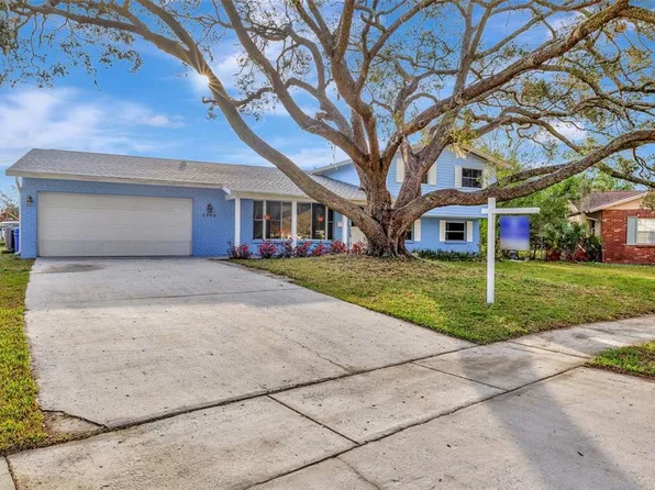 6709 Mornay Cir, Tampa, FL 33615
