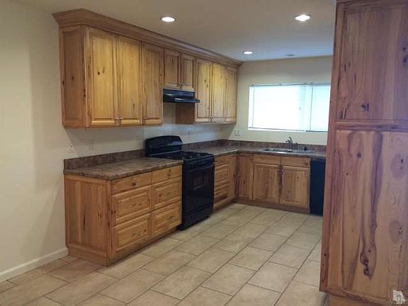 2nd image of 7524 Lemur St