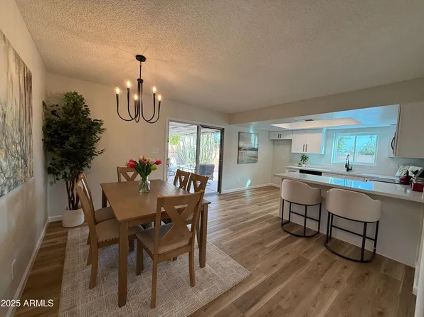 2331 W VIA RIALTO Circle, Mesa, AZ 85202