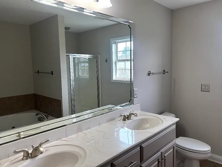 3353 Fair Oaks Cir — Photo 14